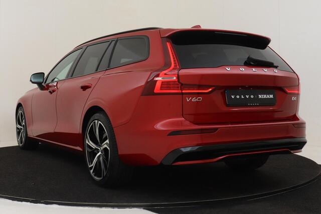 Volvo V60 B4 (M-HYBRID) PLUS DARK -GEVENT.LEDER|CAMERA|TREKHAAK|ADAP.CRUISE|POWER-SEATS|19"