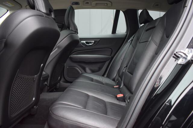 Volvo V60 2.0 T5 250pk Automaat Inscription Zwart Leder | Panoramadak | LED | Carplay | Virtual | Sportstoelen