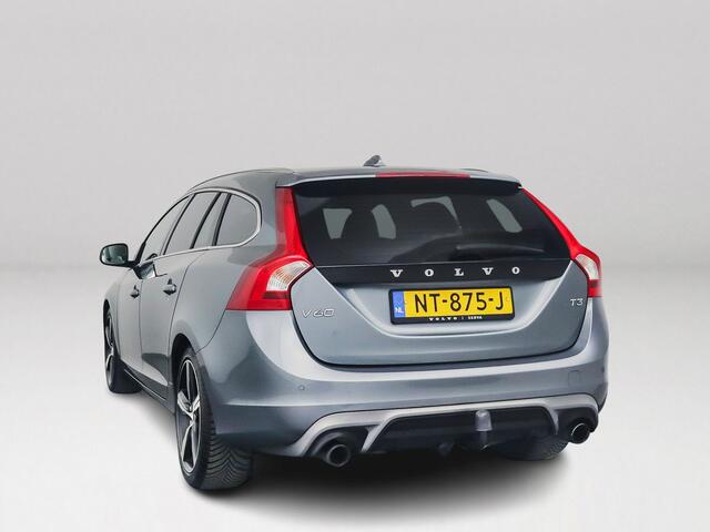 Volvo V60 T3 R-design | Stoelverwarming | Cruise control | Navigatie | Trekhaak