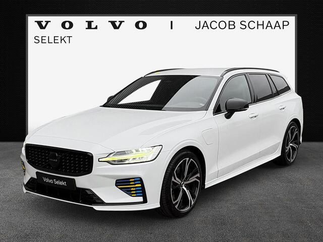 Volvo V60 T6 Plug-in hybrid AWD Plus Dark / I Love Sweden uitvoering / Exterieur Styling kit / 19" Velgen / Sport stoelen /