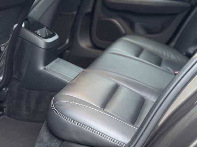 Volvo V60 2.0 T6 Recharge AWD Inscription Pilot Ass. | Stoelverwarming/ventilatie |