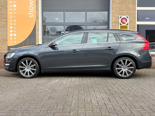 Volvo V60 2.0 T4 R-DESIGN LEER/NAVI/CRUISE/TREKHAAK/NL-AUTO