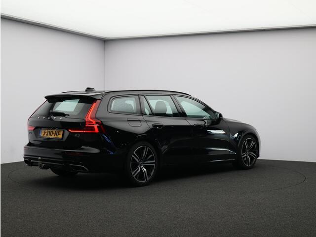 Volvo V60 2.0 B3 R-Design / Trekhaak / Standkachel / Stoel+stuur+achterbankverwarming / Park assist v+a+camera / Intellisafe surround