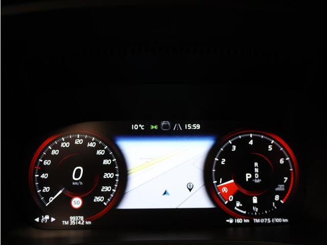 Volvo V60 2.0 B3 R-Design / Trekhaak / Standkachel / Stoel+stuur+achterbankverwarming / Park assist v+a+camera / Intellisafe surround