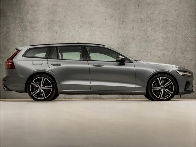 Volvo V60 2.0 T8 Twin Engine AWD R-Design 391Pk Automaat (PANORAMADAK, MEMORY SEATS, LEDER, STOELVERWARMING/KOELING, KEYLESS, SPORTSTOELEN, ZWART HEMEL, ADAPTIVE CRUISE, DRIVE MODE, NIEUWSTAAT)