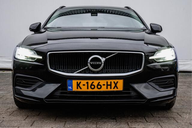 Volvo V60 2.0 B3 Aut. Momentum Advantage Full led/ Camera/ Navigatie/ Carplay/ Cruise control/ 17" Lmv/ Privacy glass