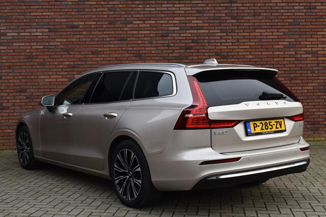 Volvo V60 B3 177PK Plus Bright | Schuif-kanteldak | Trekhaak | Harman/Kardon |