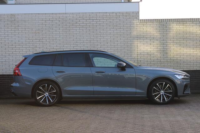 Volvo V60 2.0 T6 Plug-in hybrid AWD Plus Dark | Trekhaak | Adaptieve cruise | Memory | Camera