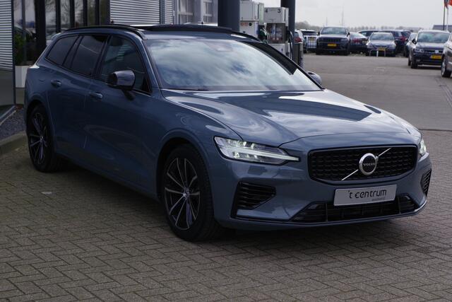 Volvo V60 2.0 T6 Plug-in Hybrid AWD 350 PK Ultimate Dark Long Range, Panoramadak, Trekhaak, H/K Sound, Adap. Cruise Control