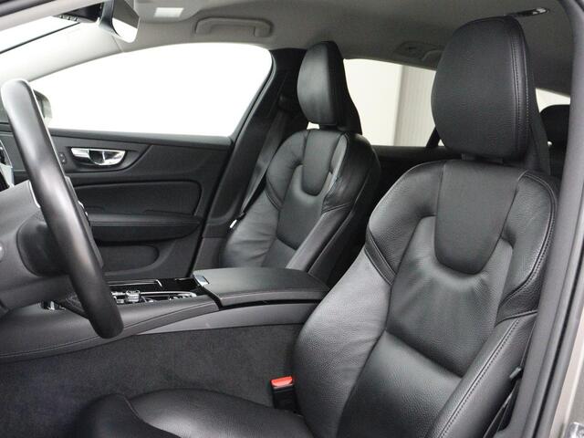 Volvo V60 2.0 T6 Recharge AWD Inscription | Trekhaak | Stoelverwarming | Harman/Kardon | Leder | Camera | Adaptive cruise | Carplay | Keyless | Memory | Navigatie | Full LED | Stuurverwarming | PHEV | Plug in