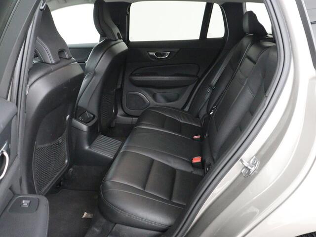 Volvo V60 2.0 T6 Recharge AWD Inscription | Trekhaak | Stoelverwarming | Harman/Kardon | Leder | Camera | Adaptive cruise | Carplay | Keyless | Memory | Navigatie | Full LED | Stuurverwarming | PHEV | Plug in