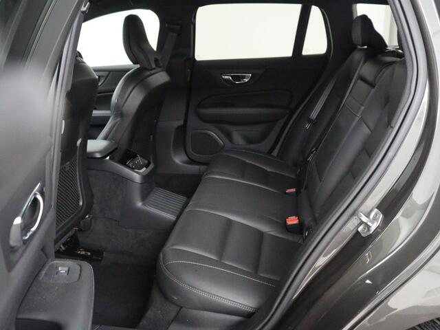 Volvo V60 2.0 T6 Recharge AWD R-Design | Trekhaak | Stoelventilatie | Massage | Memory | Adaptive cruise | Carplay | Camera | Keyless | Navigatie | Full LED | PHEV | Plug In