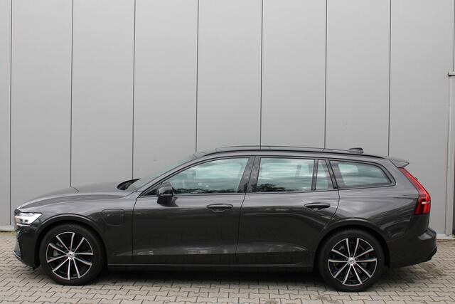 Volvo V60 T6 Plug-in hybrid AWD Plus Dark / 360° Camera / Audio Harman Kardon /