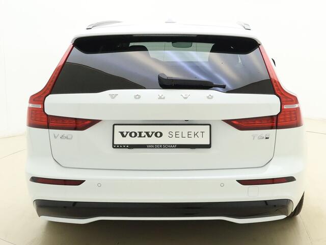 Volvo V60 T6 350pk AWD Plus Dark / 19'' / 360 Camera / Full-LED / Trekhaak / Harman&Kardon Audio / Elektr. Stoelen / ACC / BLIS / Getint glas / Stoel + Stuurw. Verwarming / Achterb. verwarming /