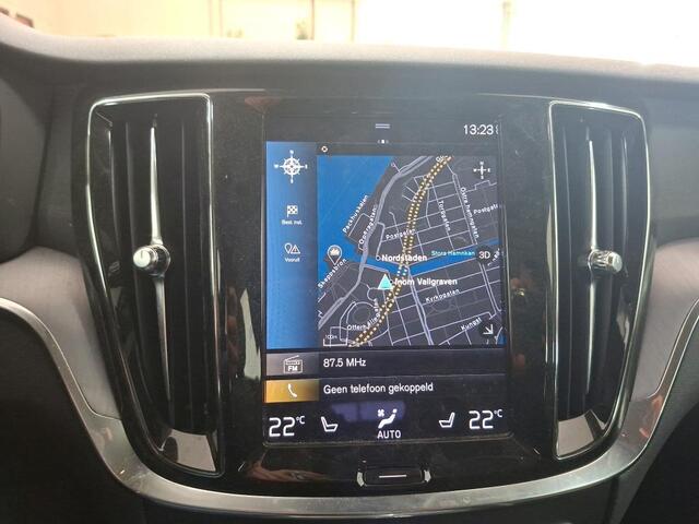 Volvo V60 2.0 B3 Momentum Advantage NL-AUTO | NAVI | LEDER