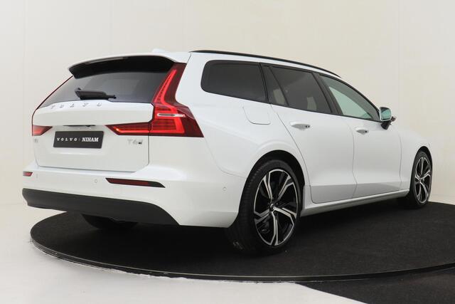 Volvo V60 T6 PLUG-IN HYBRID AWD CORE BUSINESS EDITION -HARMAN/KARDON|360°CAM|PRIVACY.GLAS|CLIMATE|KEYLESS|CARPLAY|19"