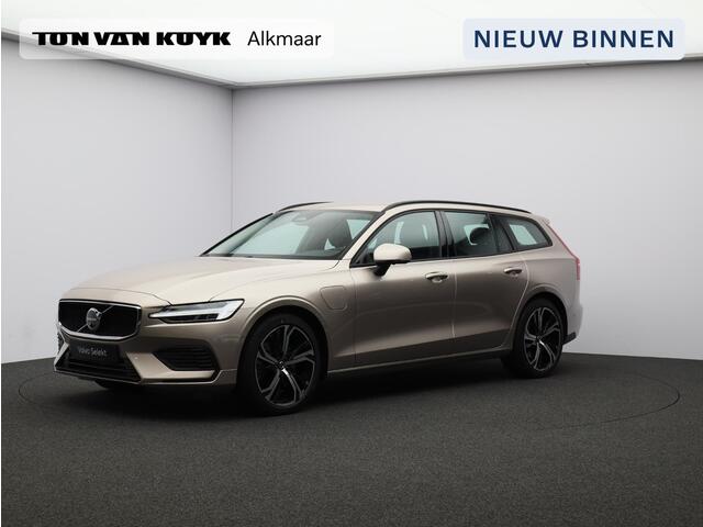 Volvo V60 2.0 T6 Plug-in hybrid AWD Core Business Ed. / Stoel-, stuurwiel- & achterbankverwarming / 360 camera / Harman Kardon / BLIS