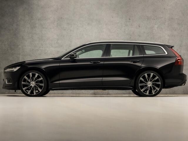 Volvo V60 2.0 B3 Inscription Sport 177Pk Automaat (APPLE CARPLAY, LEDER, 20'' LM VELGEN, STUUR/STOELVERWARMING, SPORTSTOELEN, ADAPTIVE CRUISE, PARKEERSENSOREN, NIEUWSTAAT)