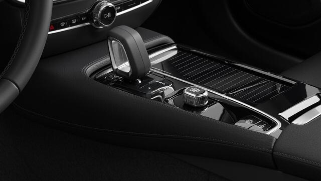 Volvo V60 2.0 T8 Plug-in hybrid AWD Plus Perform. Ed. Dark