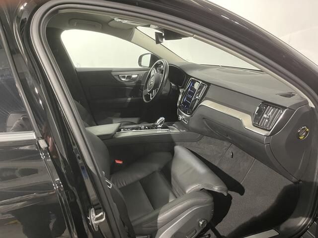 Volvo V60 B4 2.0i MHEV 211pk Inscription Leer, CarPlay, ACC, Trekhaak (1800kg), Navi, A.Camera