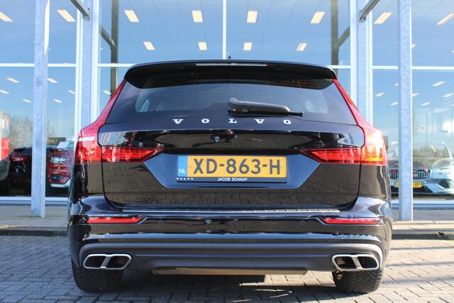 Volvo V60 T5 Automaat Momentum | Trekhaak | Parkeer sensoren | Leder stoelen | Bluetooth | Lichtmetaal |