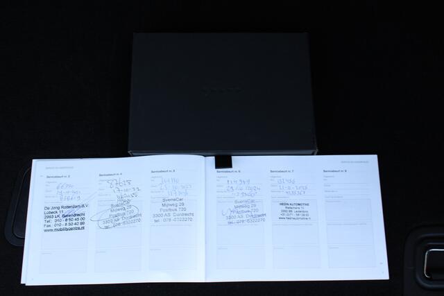 Volvo V60 T5 Automaat Momentum | Trekhaak | Parkeer sensoren | Leder stoelen | Bluetooth | Lichtmetaal |