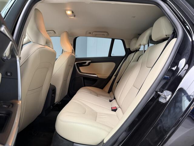 Volvo V60 1.5 T3 Nordic+ Automaat|Leder|Xenon|Cruise