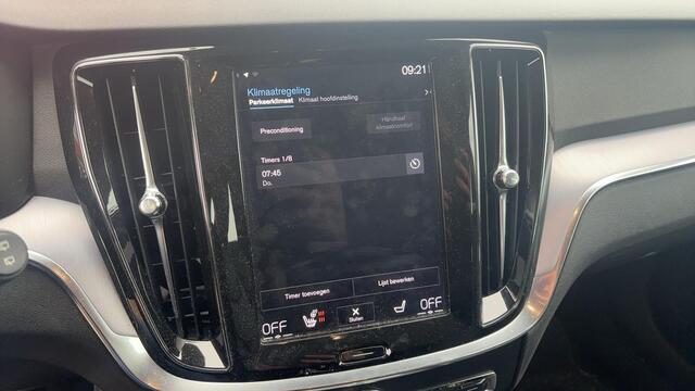 Volvo V60 2.0 D4 Momentum AUTOMAAT / TREKHAAK / FULL LED / STOELVERW / ACHTERBANK VERW / CARPLAY / NAVI / CLIMA / PDC / ACC / NL-AUTO