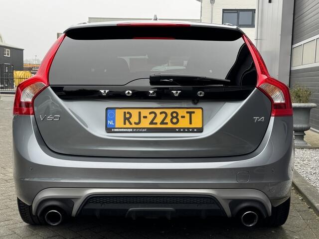 Volvo V60 2.0 T4 R-Design
