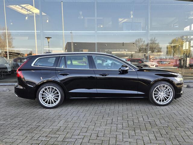 Volvo V60 2.0 T5 Inscription | 1. Eigenaar | Leer | Carplay | Nieuwstaat | Interesse in een bezichtiging of proefrit, bel of app met 06-24282842 / 06-42130156