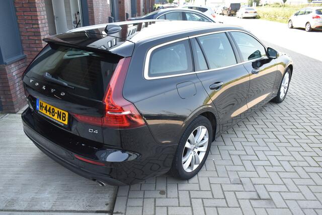 Volvo V60 2.0 D4 Momentum