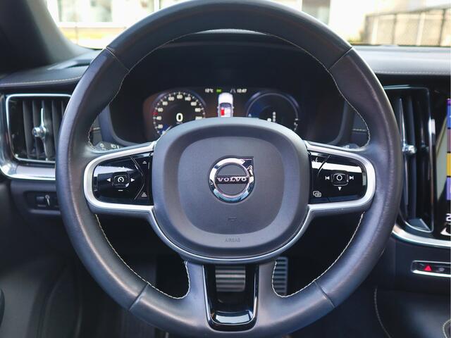 Volvo V60 2.0 T6 Recharge AWD R-Design Dikste van Nederland!