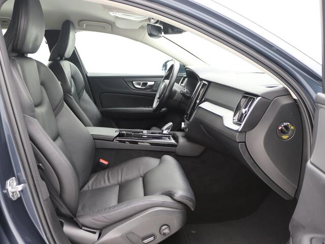 Volvo V60 2.0 T6 Recharge AWD Inscription / Origineel NL / Carplay