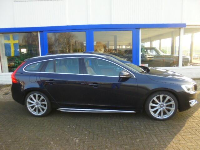 Volvo V60 1.5 T3 SUMMUM,AUT,ALLE DENKBARE OPTIES!!!! ,1E EIG, ORG NL, NW STAAT!!