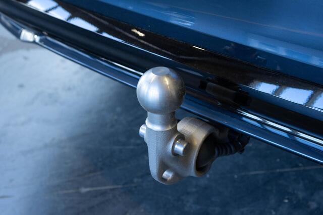 Volvo V60 2.0 T6 Plug-in hybrid AWD Plus Dark | Elektrische wegklapbare trekhaak | Adaptive Cruise Control | 360° Parkeercamera | Stoelverwarming | Stuurwielverwarming | Harman Kardon Premium Audio | Google infotainment | Longe Range