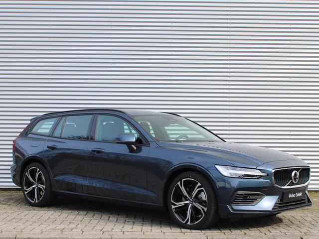 Volvo V60 2.0 T6 Plug-in hybrid AWD Core Business Edition / Automaat / 360* camera / 19" velgen / Harman Kardon audio