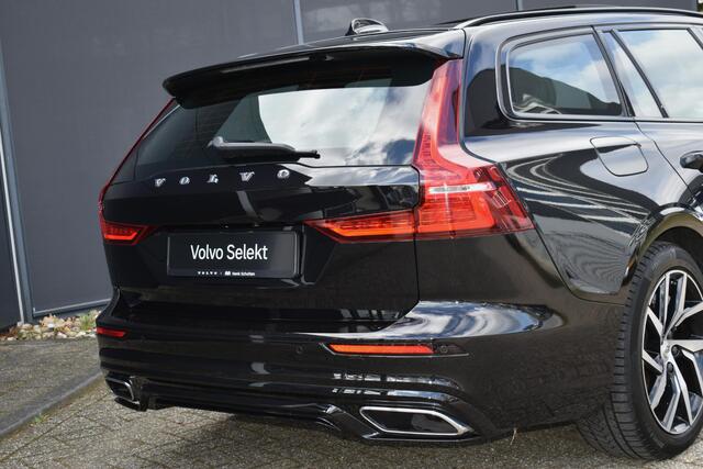 Volvo V60 T6 Recharge AWD R-Design | Panoramisch schuif-/kanteldak | Semi Elektrisch inklapbare Trekhaak | Harman Kardon Premium Sound | Driver Assist Pakket | Elektrisch verstelbare voorstoelen | Nappa Leder met ventilatie | Camera achter | 1e Eigenaar | Dealer On
