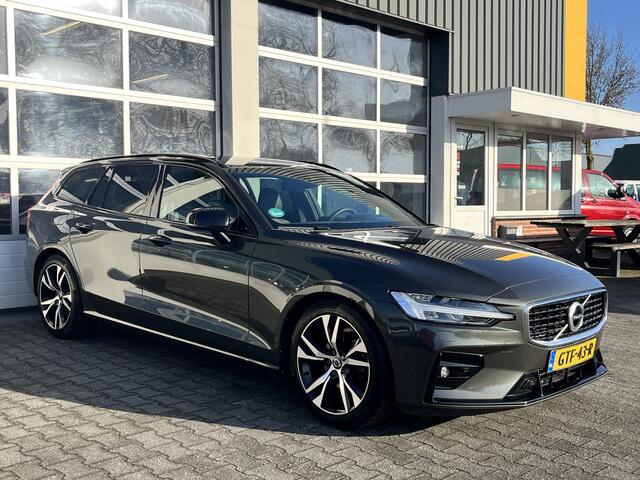 Volvo V60 2.0 T4 R-Design Leder Stoelverwarming Stuurwielbediening Parkeersensoren voor en achter Apple carplay Airco Cruise controle R-line Elektrische achterklep