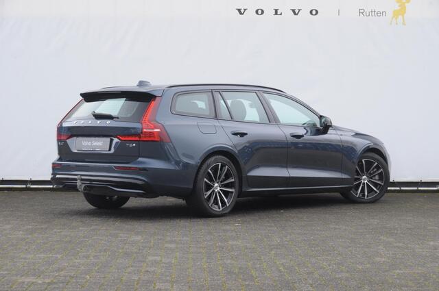 Volvo V60 T6 350PK Automaat AWD Plus Dark / Adaptive cruise control / Elektrische stoelen / Harman Kardon audio / Trekhaak / Pilot assist / BLIS / Stoel en stuur verwarming / Elektrische achterklep / Parkeersensoren met 360 camera / Google infotainment