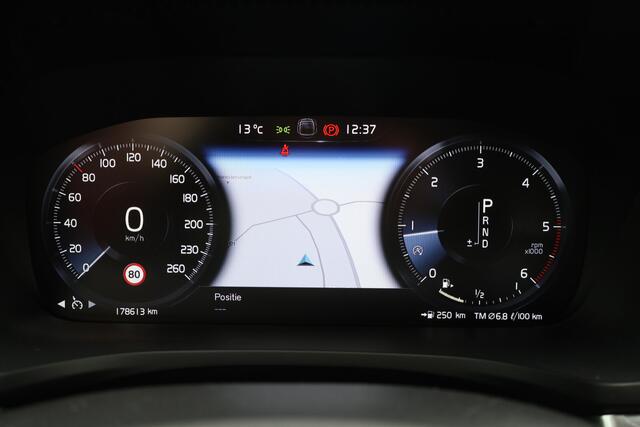 Volvo V60 2.0 D4 Momentum Pro | Origineel NL | Trekhaak | Polestar Engineered | Navigatie | Cruise Control |