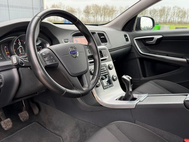 Volvo V60 2.0 D3 150pk Navigatie / Trekhaak