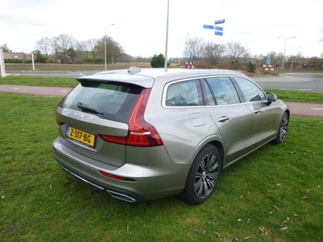 Volvo V60 2.0 D3 INSCRIPTION