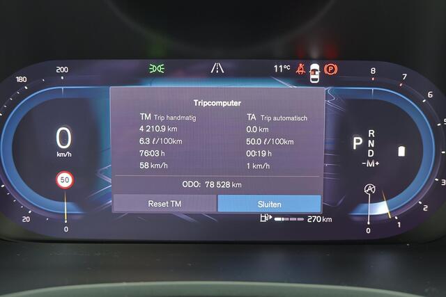 Volvo V60 B3 Core - IntelliSafe Assist & Surround - Parkeercamera achter - Parkeersensoren voor & achter - Draadloze tel. lader - 17' LMV