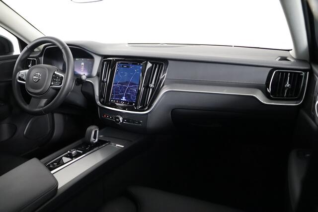 Volvo V60 2.0 B4 Ultimate Dark Panorama / Opendak /Leder / HUD / Pilot Assist / HarmanKardon / CarPlay