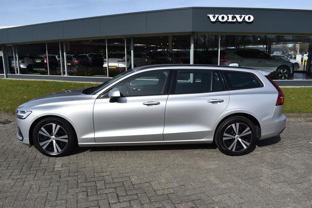 Volvo V60 B3 177PK Automaat Momentum Advantage | ACC | PDC | 17"LMV | Apple Carplay / Android |