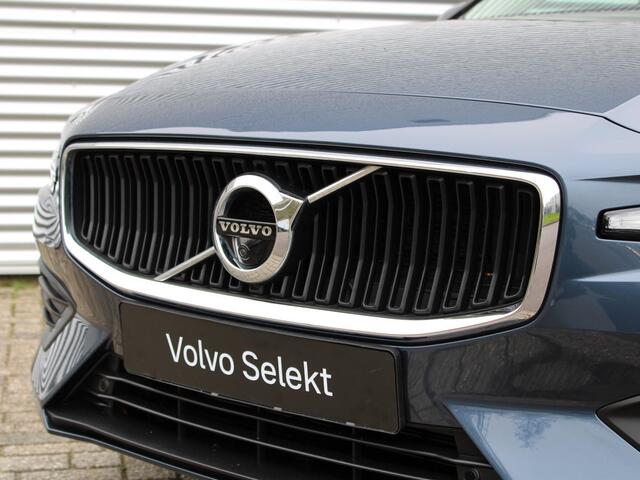 Volvo V60 2.0 B3 Momentum Business Automaat / Adaptieve Cruise Control / 360* camera / Climate Pack / Parking Pack / Trekhaak