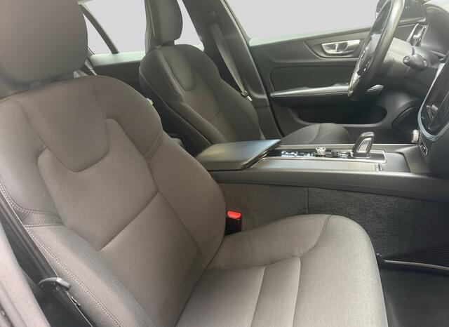 Volvo V60 2.0 B3 Mild Hybrid Aut., Camera | Climate pack | 18inch