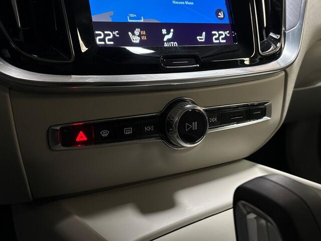 Volvo V60 2.0 B3 Inscription 163Pk Automaat (APPLE CARPLAY, LEDER, STUUR/STOELVERWARMING, CAMERA, TREKHAAK, SPORTSTOELEN, KEYLESS, ADAPTIVE CRUISE, NIEUWSTAAT)