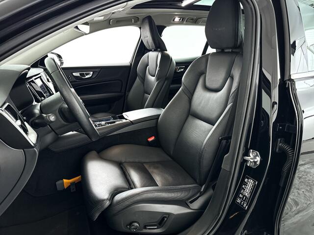 Volvo V60 T8 Twin Engine AWD Inscription | Panoramadak | Park-Assist | Harman Kardon | Stoel- en Stuurverwarming | Trekhaak