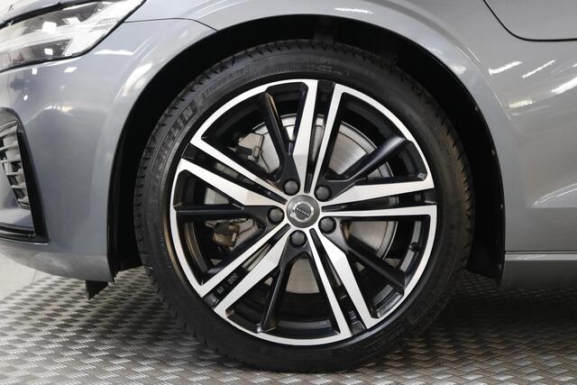 Volvo V60 2.0 T8 Recharge AWD R-Design Climate | Leder | Camera | Carplay | LED | Adaptive Cruise Control.